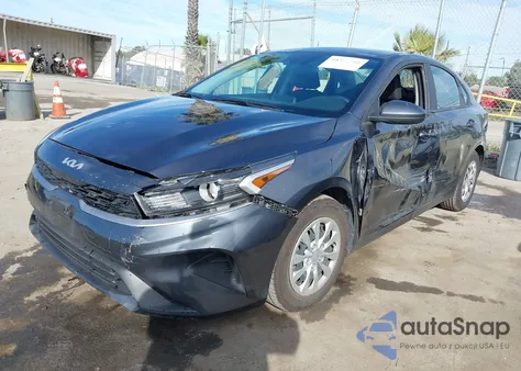 2022 Kia Forte Fe z USA, uszkodzony, nr VIN 3KPF24AD3NE483902